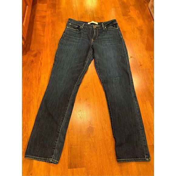 Women’s Levi’s signature jeans - Picture 1 of 5